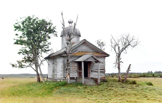 A chapel sits on the site where the city of Belozersk was founded in ancient times, photographed in 1909